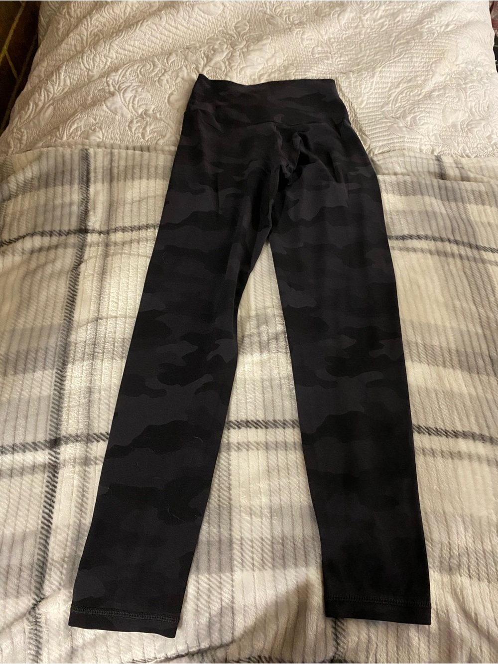 aerie Black Camo High-Rise Leggings